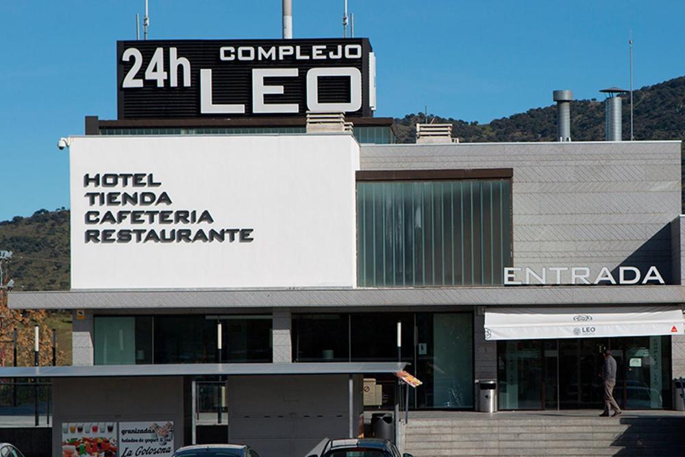 Complejo Leo 24H Ξενοδοχείο Monesterio Εξωτερικό φωτογραφία