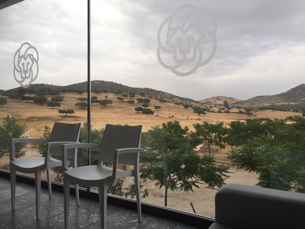 Complejo Leo 24H Ξενοδοχείο Monesterio Εξωτερικό φωτογραφία