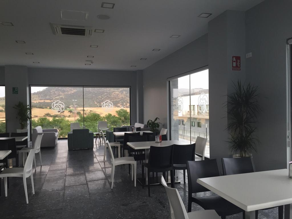 Complejo Leo 24H Ξενοδοχείο Monesterio Εξωτερικό φωτογραφία